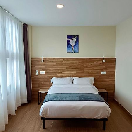 Apartahotel Golden Alcala Alcalá de Henares Eksteriør bilde
