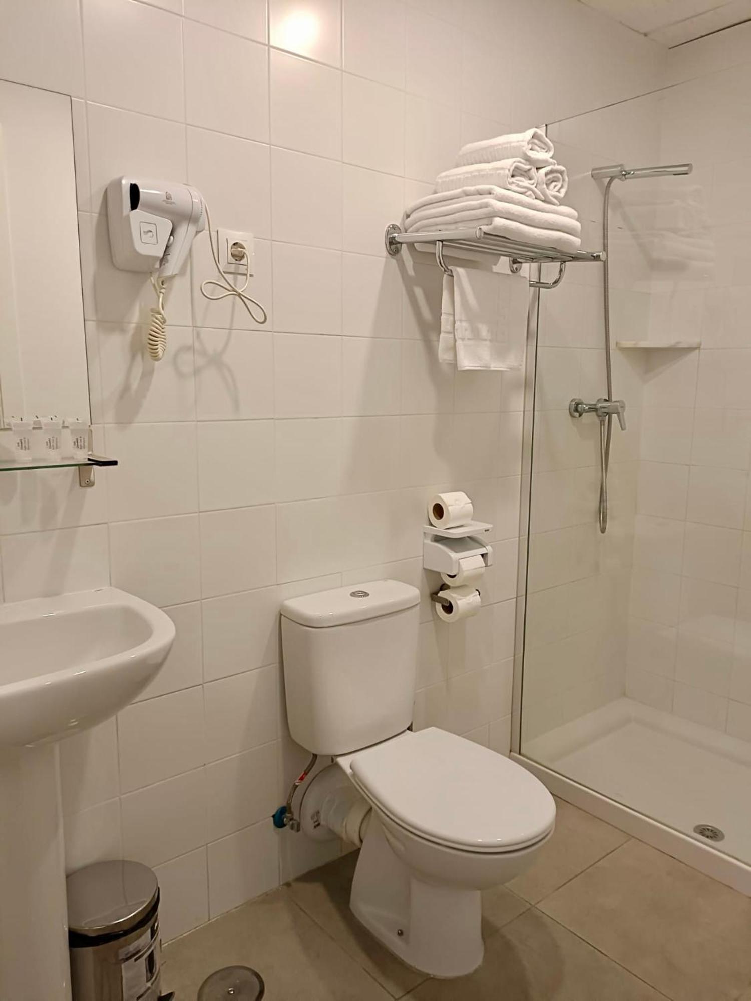 Apartahotel Golden Alcala Alcalá de Henares Eksteriør bilde